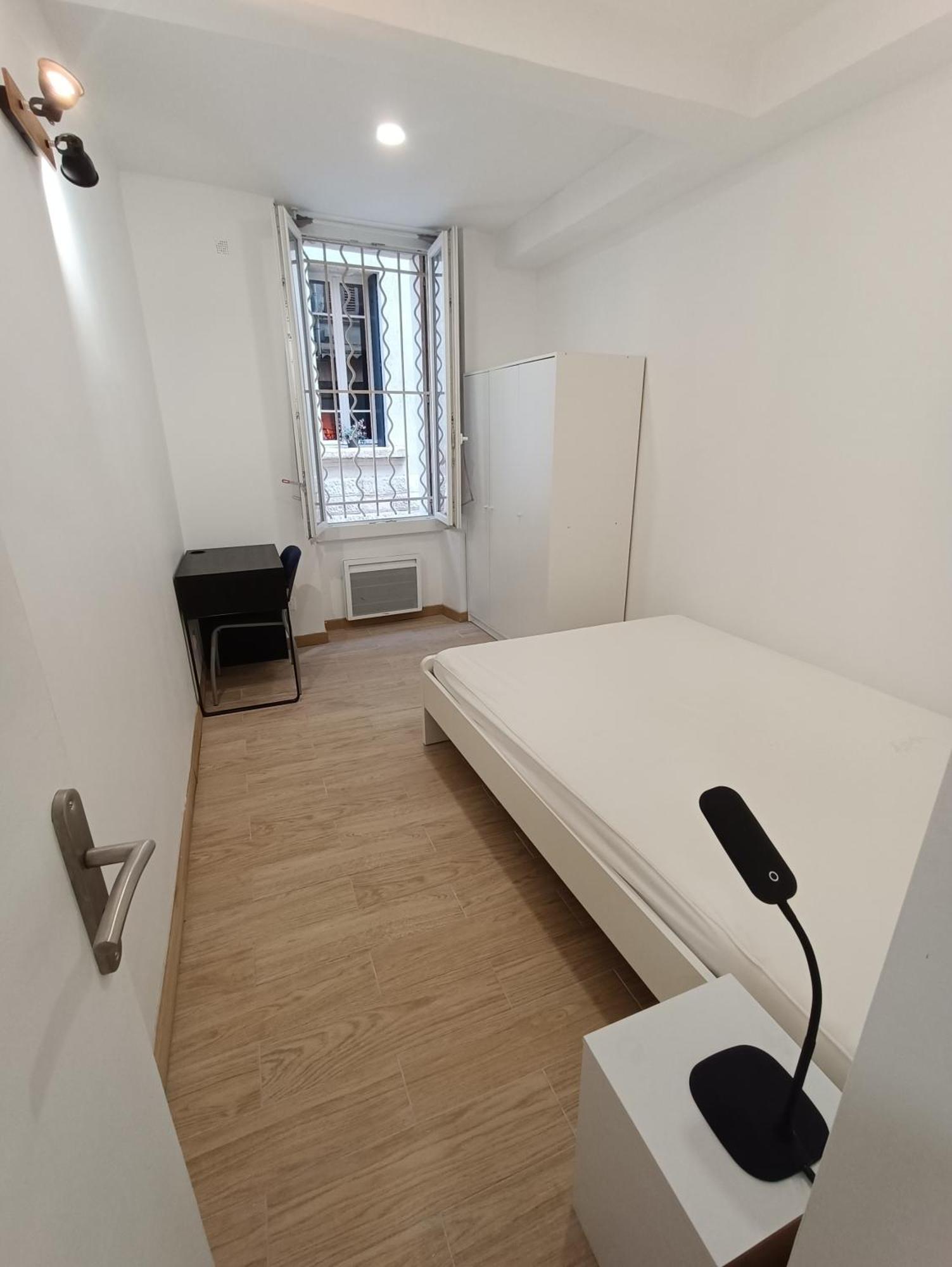 T3 Renove Avec Cour, Intra Muros Avignone Esterno foto